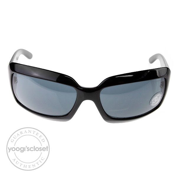 Chanel Black Frame Mother of Pearl CC Logo Sunglasses | Yoogi's Closet