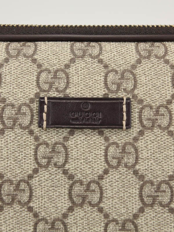 Gucci Beige/Ebony GG Coated Canvas Laptop Computer Case - Yoogi's