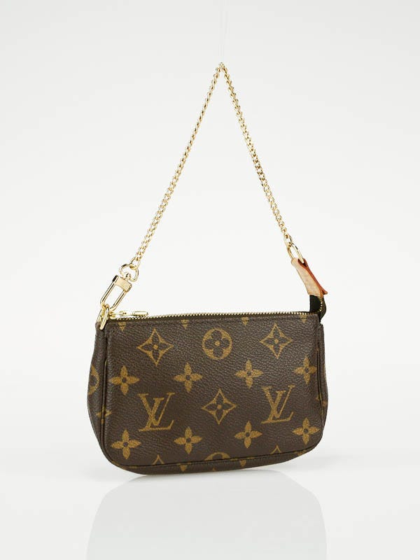 Louis Vuitton Monogram Canavas Mini Accessories Pochette Bag
