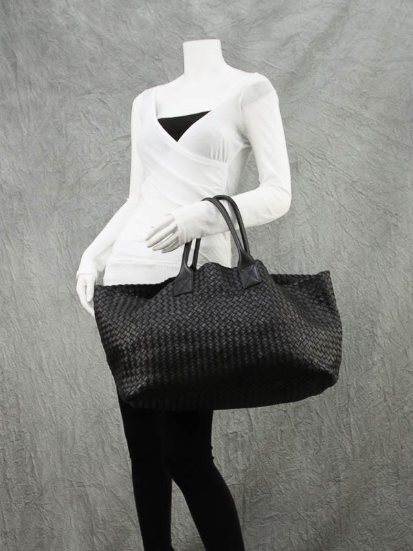 Bottega Veneta Limited Edition Black Woven Leather Cabat Large