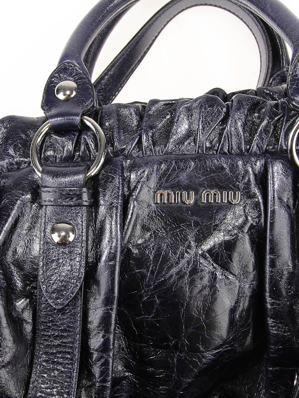 【MIU MIU】ラフィアボブ Miu Miu Zaffiro Leather Vitello Lux Large Shopping Bag