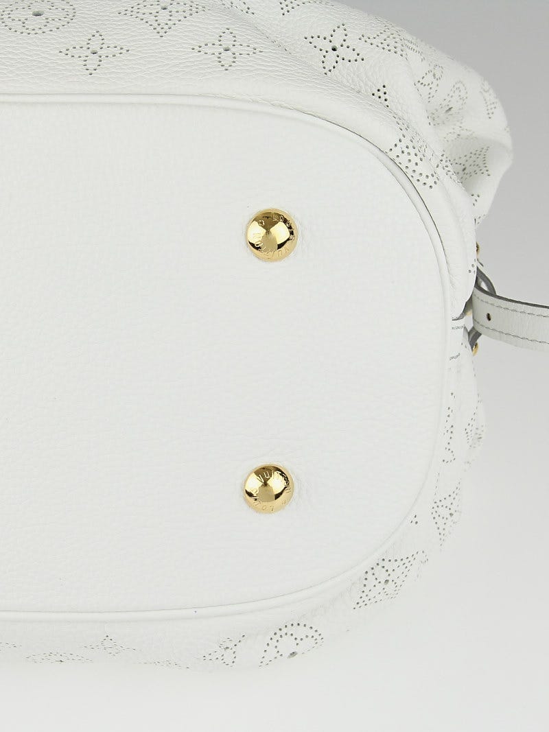 Louis Vuitton White Monogram Mahina L Bag - Yoogi's Closet