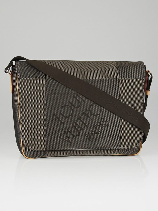 Louis Vuitton Terre Damier Geant Petit Messenger Bag