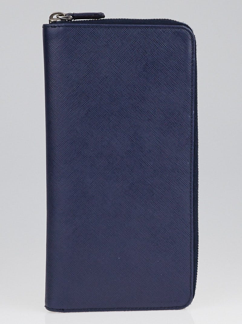 Prada travel wallet outlet