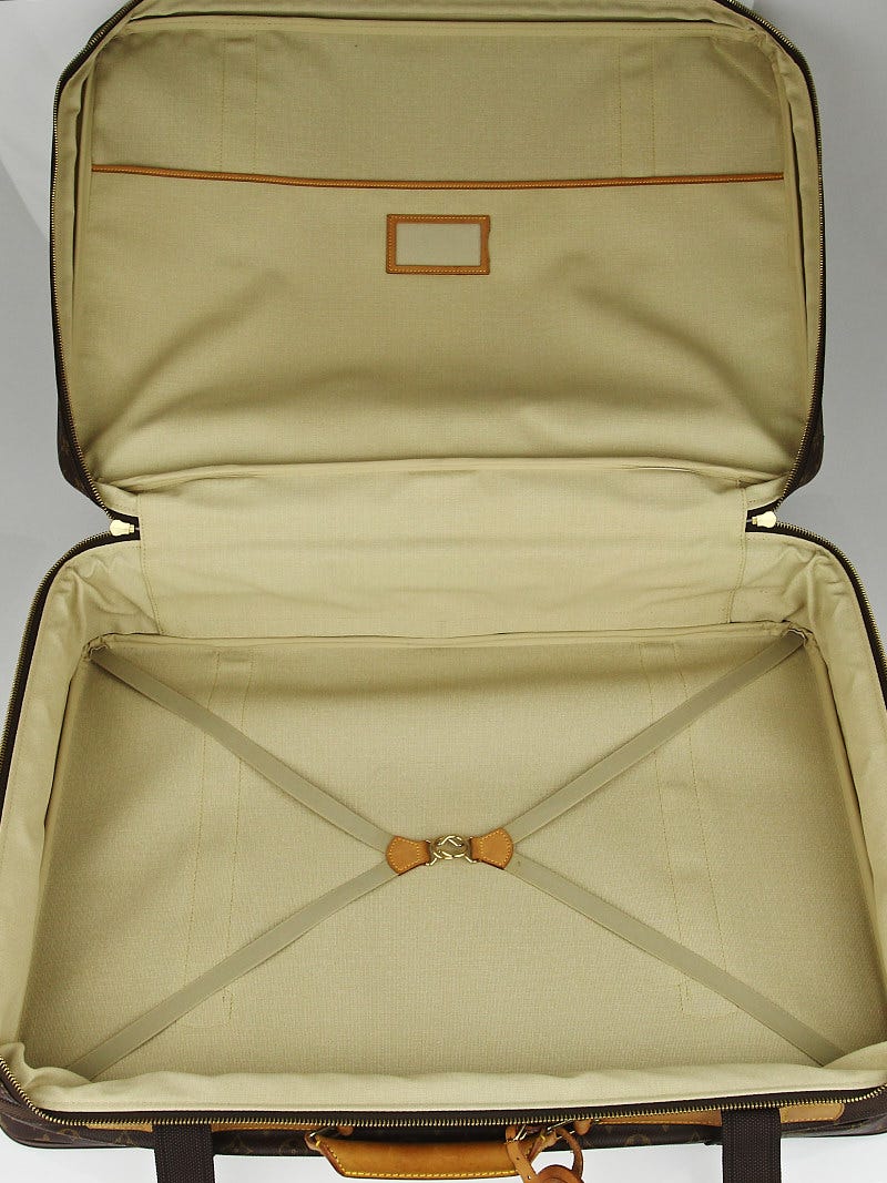 A CLASSIC MONOGRAM CANVAS SATELLITE 60 SUITCASE WITH GOLDEN BRASS