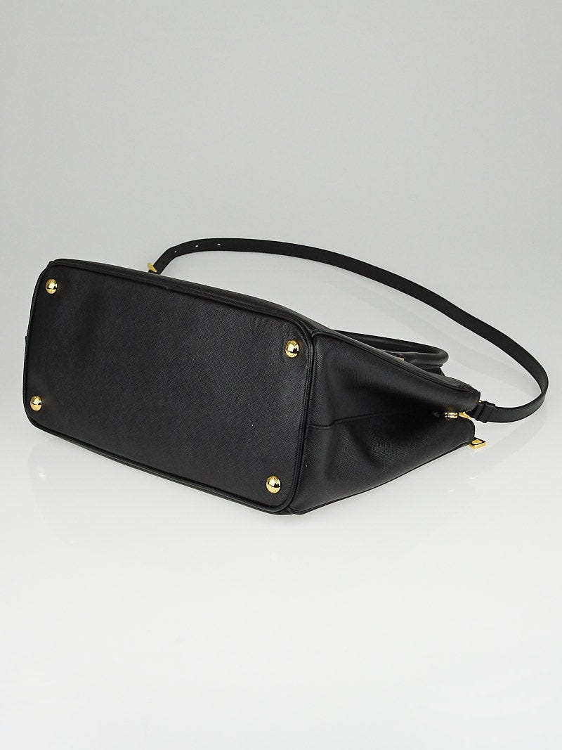 Prada Black Saffiano Lux Leather Double Zip Medium Tote Bag Prada Black Saffiano Lux Leather Double Zip Medium Tote Bag