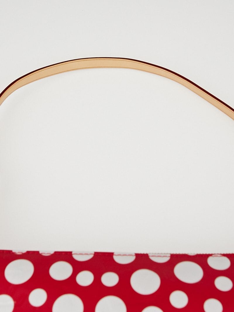 Louis Vuitton Limited Edition Yayoi Kusama Red Monogram Vernis Dots  Infinity Accessories Pochette Bag - Yoogi's Closet