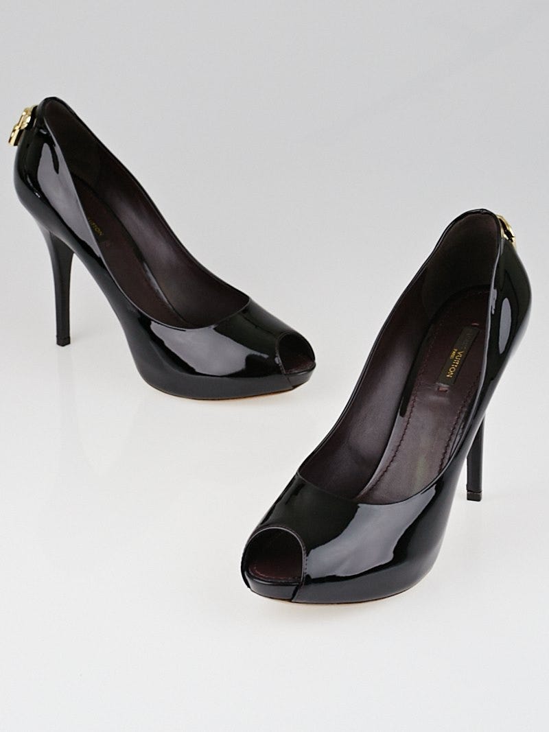 Shoes High Heel By Louis Vuitton Size: 9