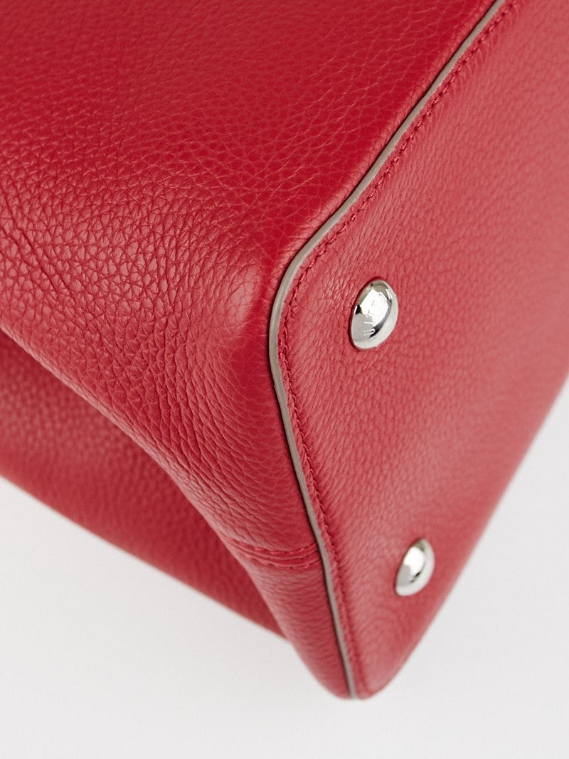 Louis Vuitton Lilas Taurillon Leather Capucines MM Bag - Yoogi's Closet