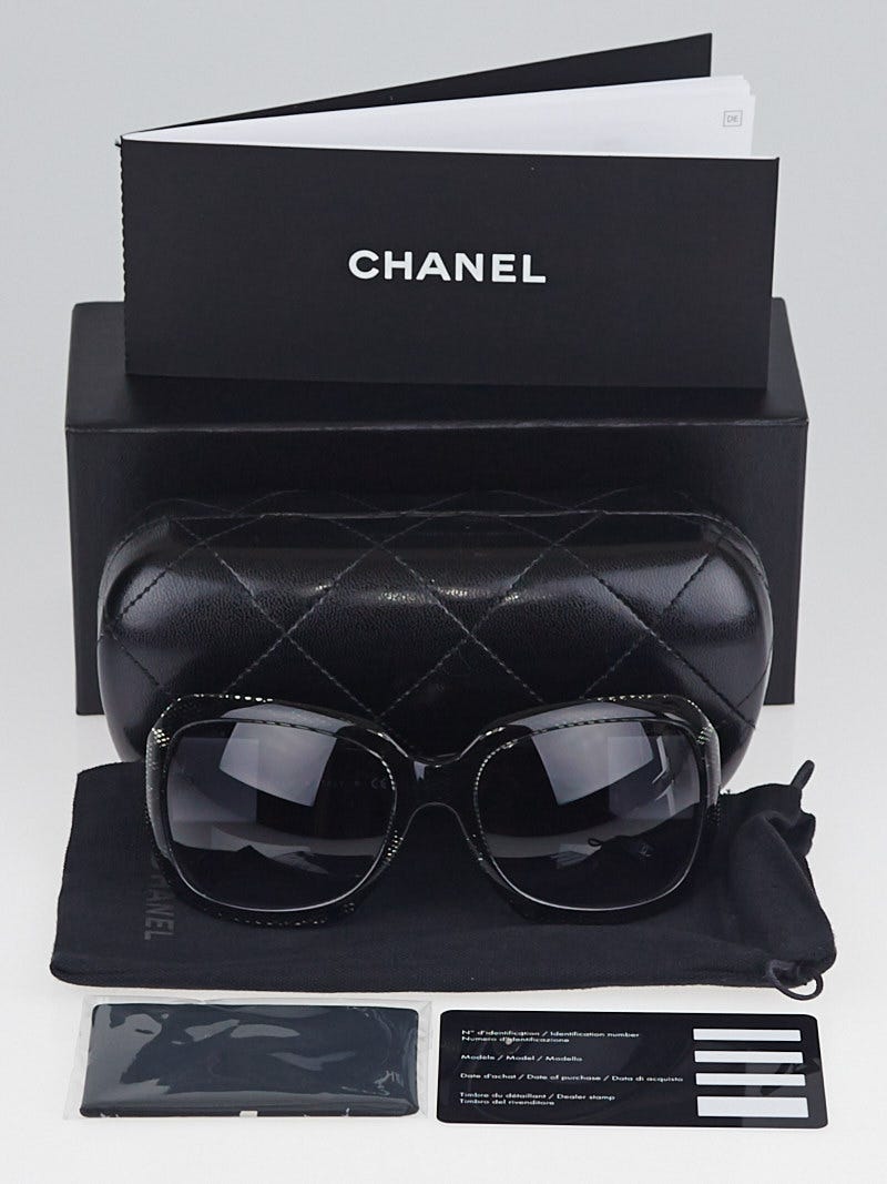 Chanel Black Frame CC Logo Sunglasses- 5146 | Yoogi display picture 1