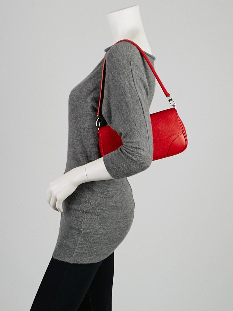 Louis Vuitton Epi Segur Pochette Shoulder Bag (SHF-17720) – LuxeDH