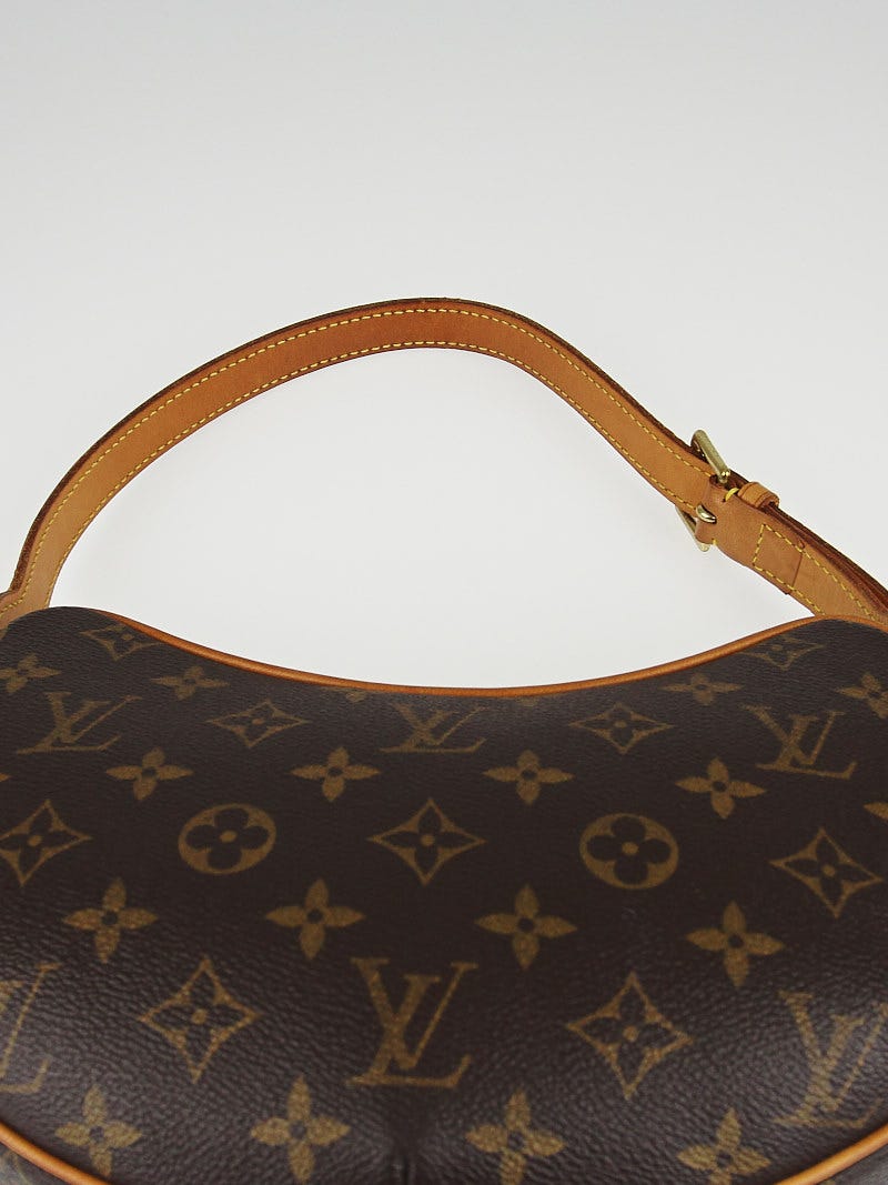 Louis Vuitton Monogram Canvas Croissant PM Pochette Bag - Yoogi's Closet