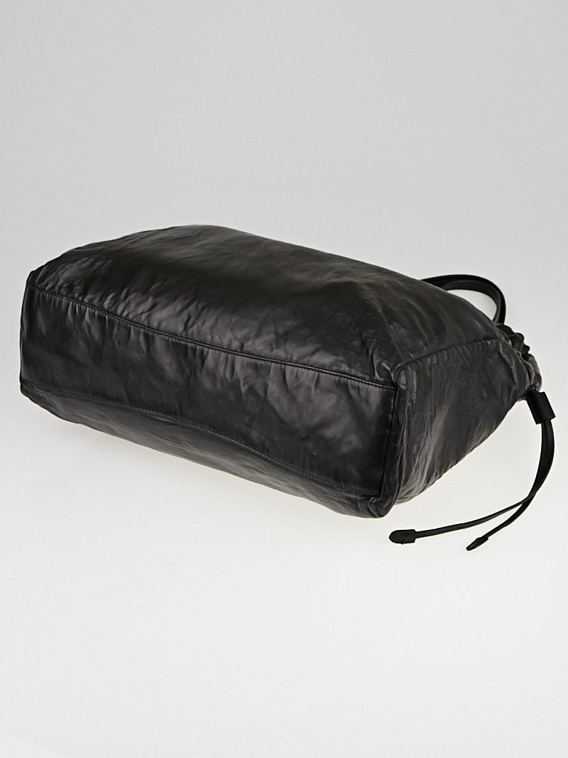 バッグ PRADA drawstring soft leather bag Black Amazon.com: Prada Black Nylon and Leather Drawstring Pouch