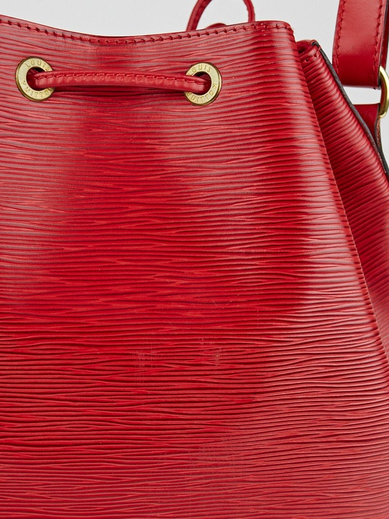 Louis Vuitton Petit Noe Textured Leather Draw String Shoulder Handbag Red