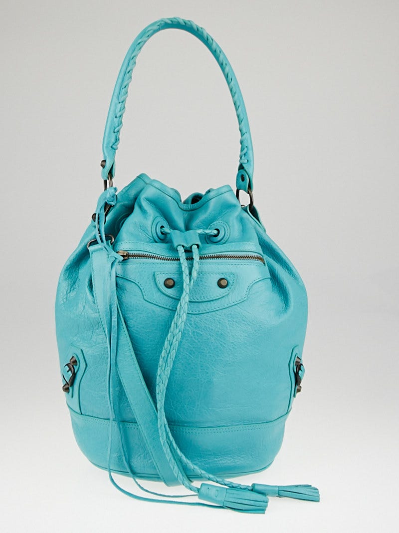 CARLY My Chanel Bag  Chanel bag, Chanel bag classic, Navy purse