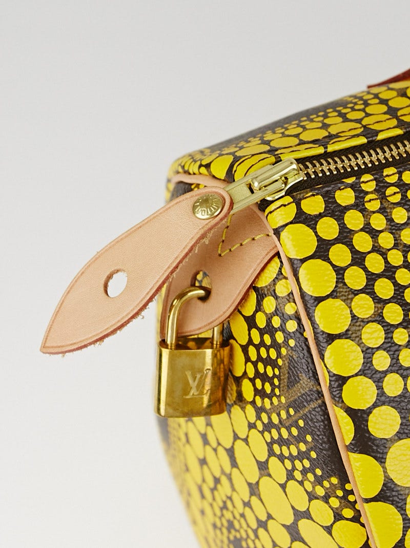 【新品未使用】LOUIS VUITTON イエロークッション 約45cm Louis Vuitton x Yayoi Kusama 2023 Monogram 3D Dots Side Trunk