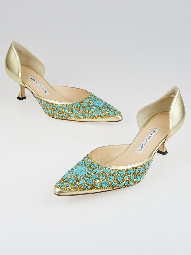 Gold pumps size 11 online