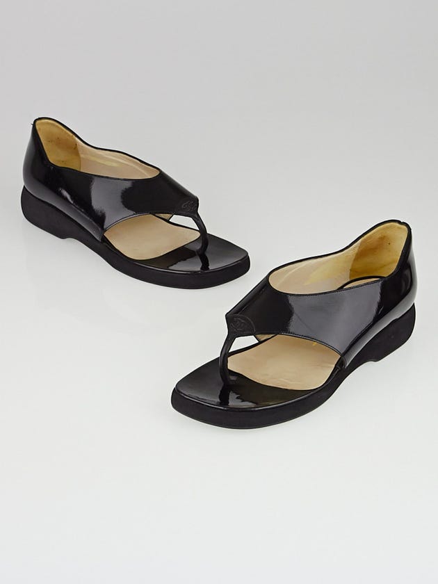 Chanel Black Patent Leather Platform Thong Sandals Size 5.5/36