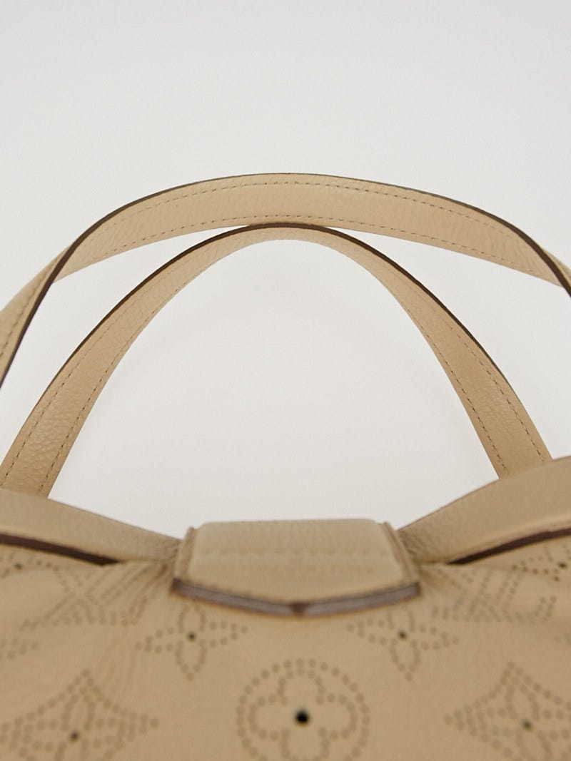 Louis Vuitton Off-White Monogram Mahina Cirrus PM Bag – Vintage by