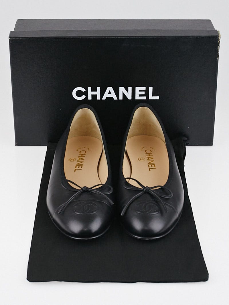 Chanel Black Lambskin Leather Cap Toe CC Ballet Flats Size 8/38.5 - Yoogi's  Closet