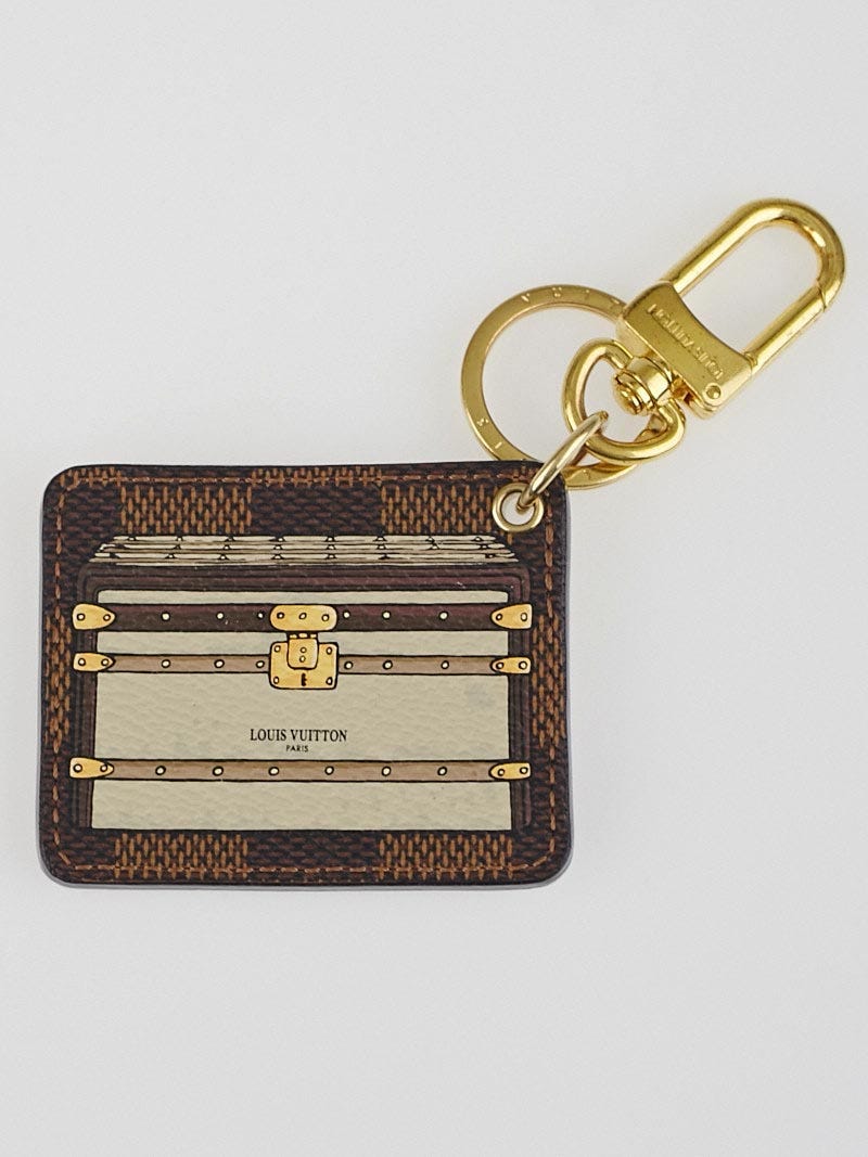 Louis Vuitton Limited Edition Damier Canvas Illustre Cream Trunk Key Holder  and Bag Charm - Yoogi's Closet