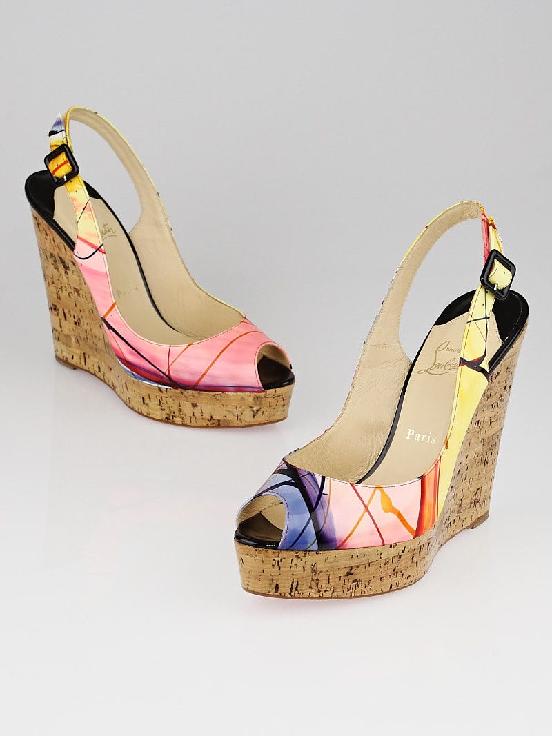 Size 11 wedges top
