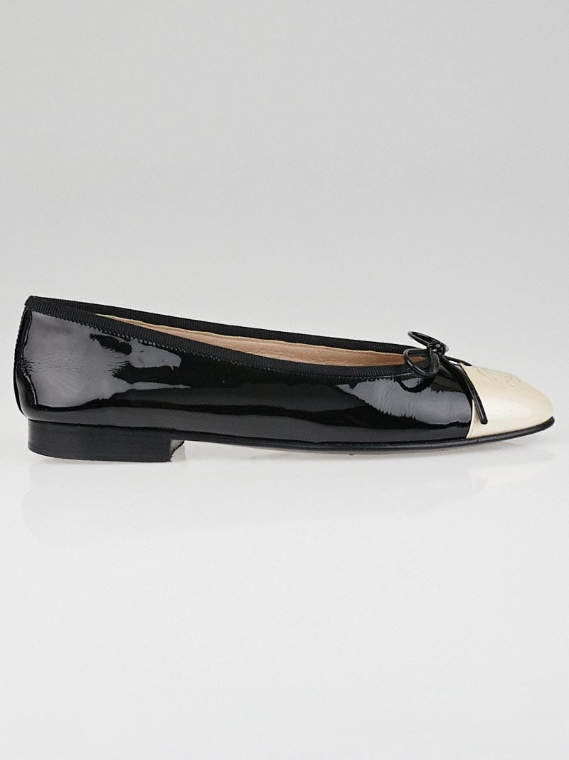 Chanel Black/Pale Pink Patent Leather CC Cap Toe Ballet Flats Size