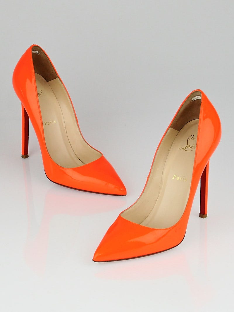 Used louboutin sales heels size 7