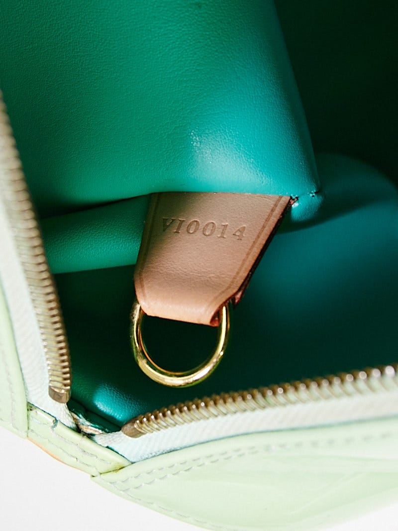 LOUIS  VUITTON 大判ストール ミントグリーン 特別値下げ中 ウィメンズ ショール＆ストール カタログ | ルイ・ヴィトン 公式サイト