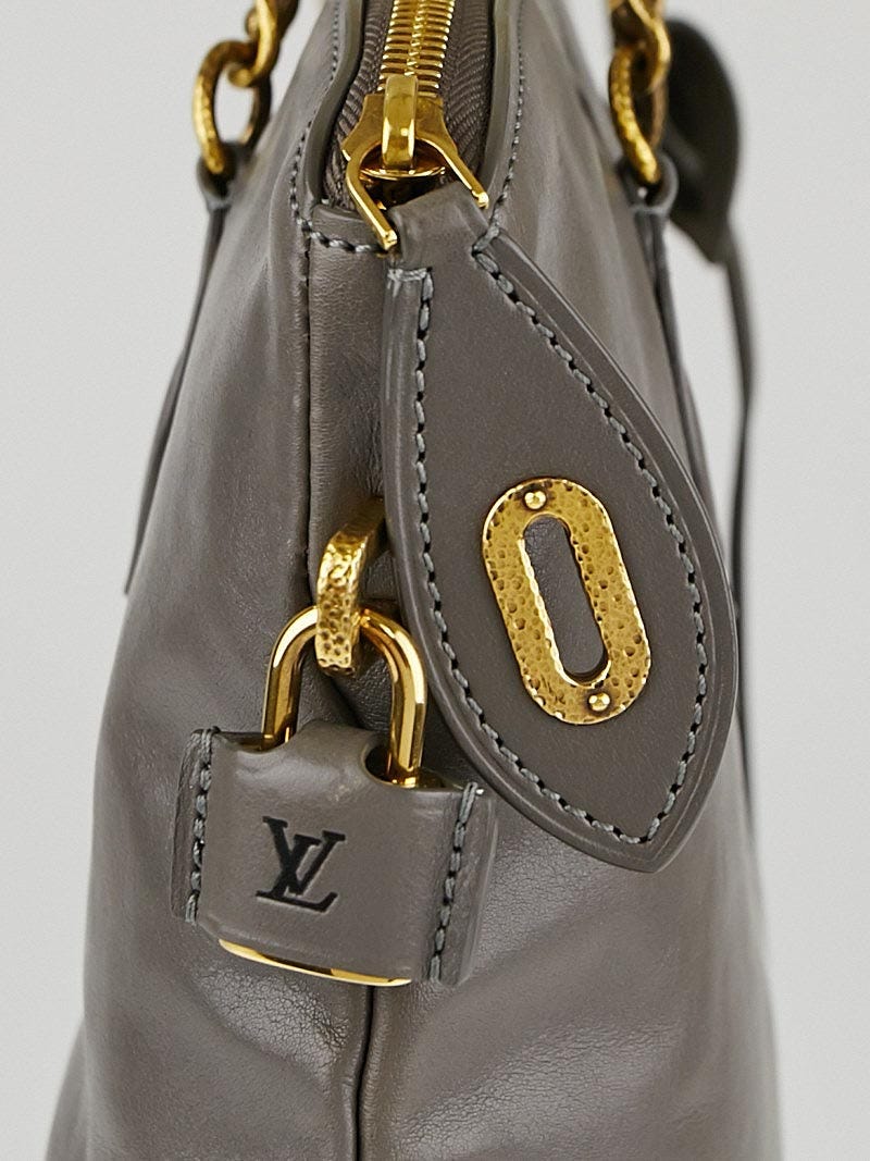 Louis Vuitton Limited Edition Gris Boudoir Leather Lockit Chain Louis Vuitton Limited Edition Gris Boudoir Leather Lockit Chain