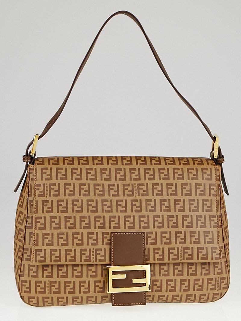 Fendi Chainstrap Forever Mini Pochette Bag in Black