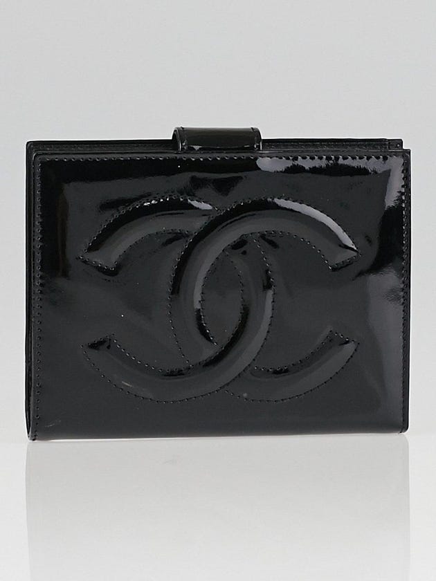Chanel Black Patent Leather CC Compact Wallet