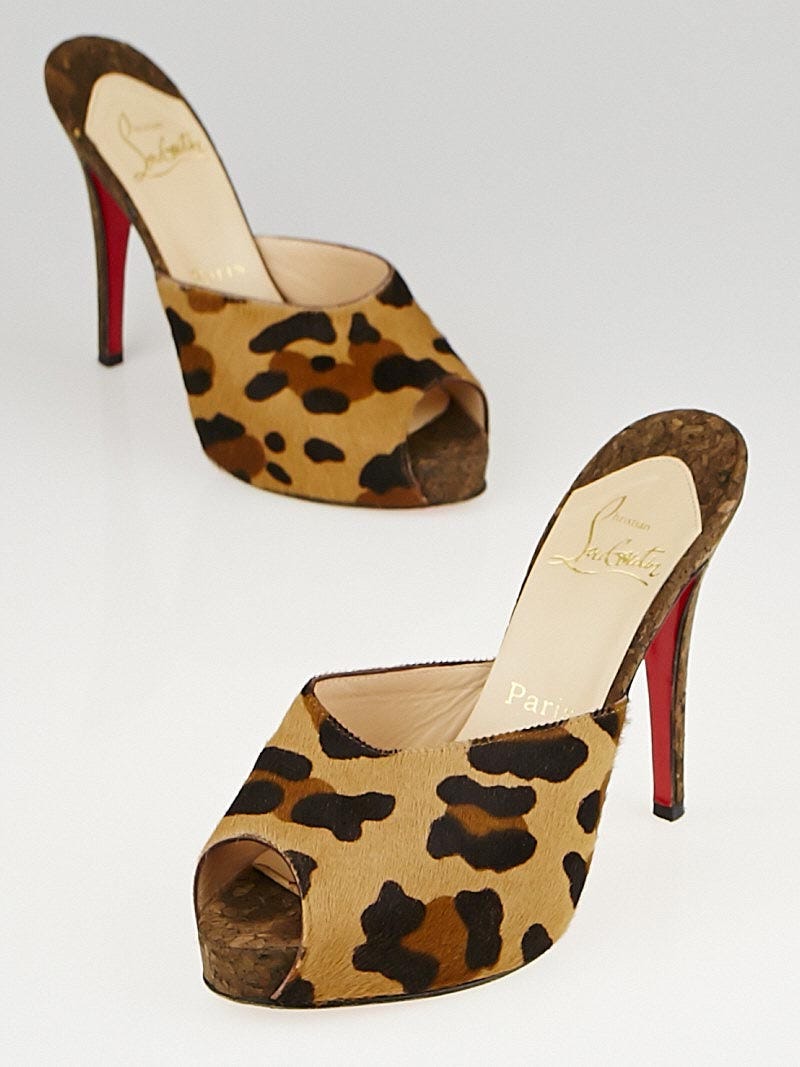 Christian louboutin leopard 2025 sandals