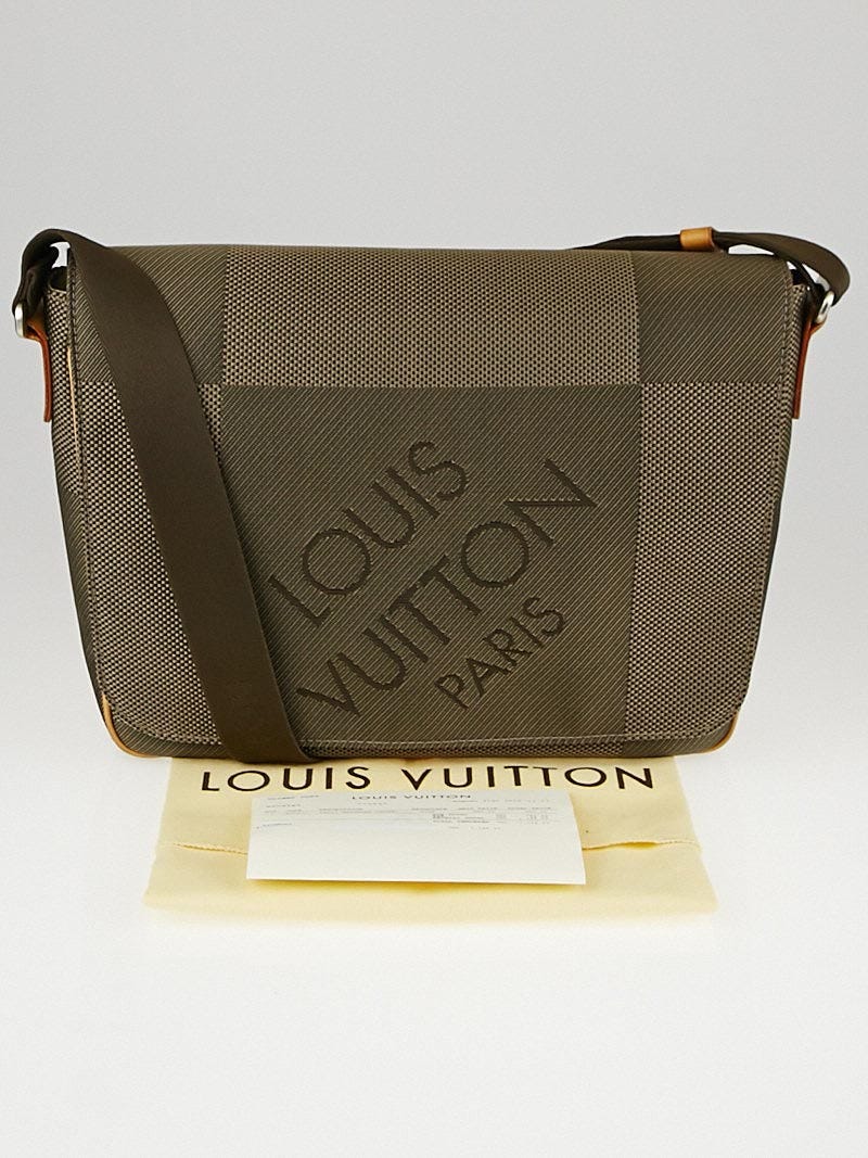 Authentic Louis Vuitton Terre Damier Geant Canvas Messenger