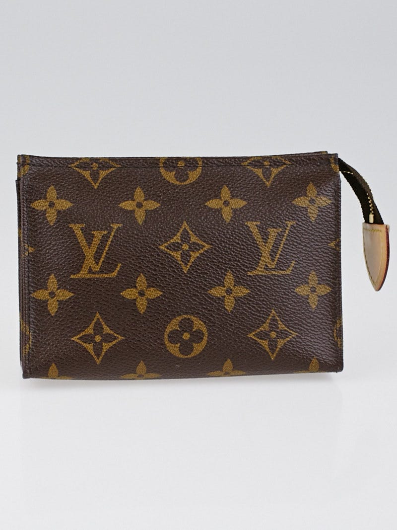 Louis vuitton sales poche toilette 15