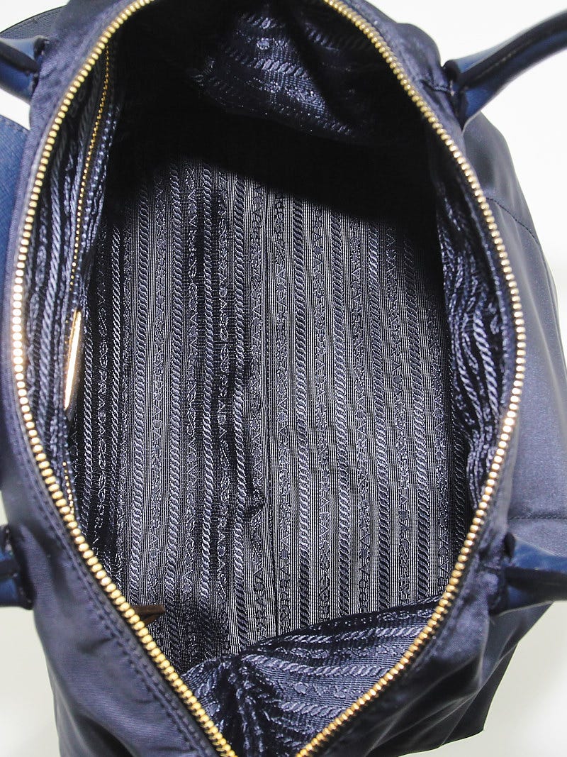 Prada hotsell bn2106 price
