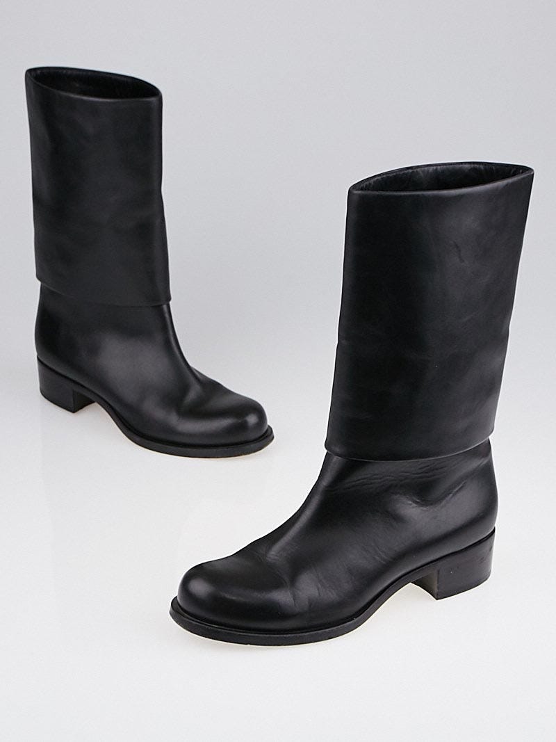 Afspraak Respectvol Intensief Chanel Black Leather Foldover Flat Boots Size 8/38.5 - Yoogi's Closet
