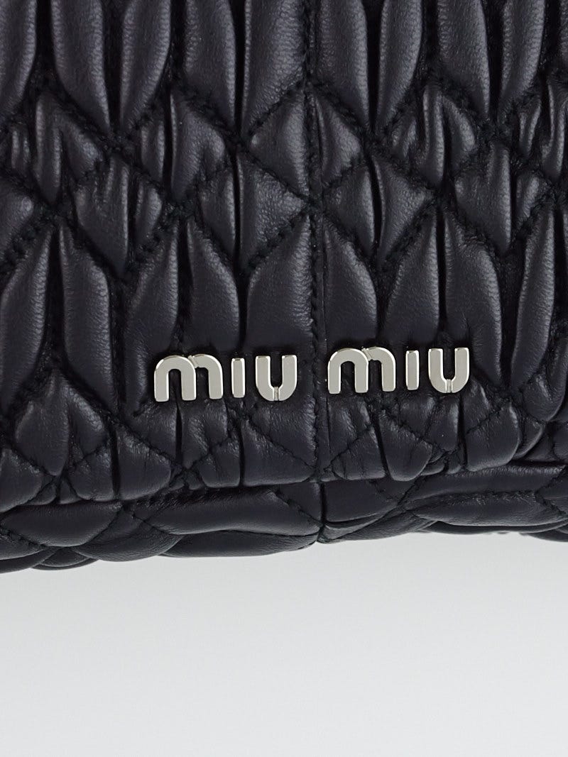 バッグ miu miu Quilted shoulder bag black Miu Miu Quilted Shoulder Bag - Black | Editorialist