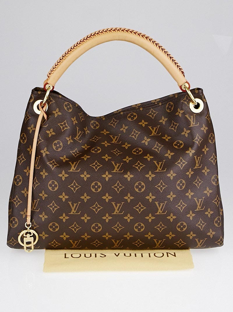 Louis Vuitton® Carryall MM Monogram. Size