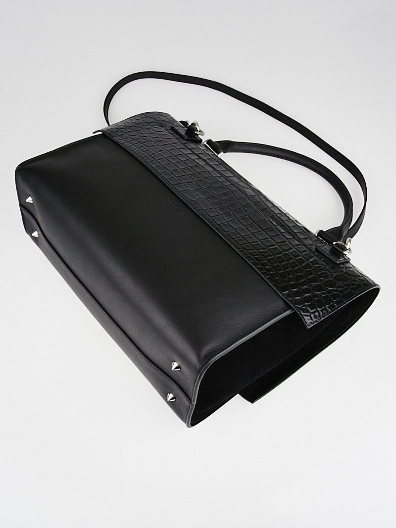 GIVENCHY(ジバンシィ)/関税送料込み Shark Lock トートバッグ カーフスキン GIVENCHY(ジバンシィ) トートバッグ(レディース