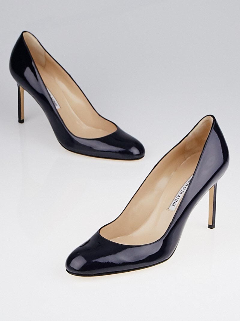 Navy round toe pumps online