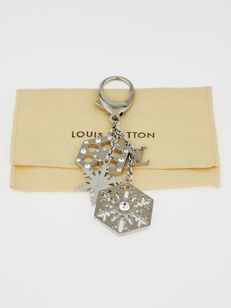 Louis Vuitton ルイ・ヴィトン スノーフレーク ピンバッジ シルバー Louis Vuitton Silver Flocon Snowflake Key Holder/Bag Charm