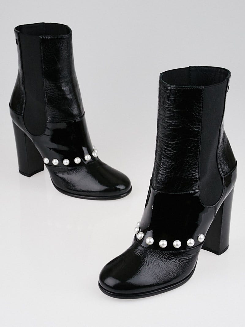 Chanel Black Patent Leather and Faux Pearl Ankle Boots Size 8.5/39