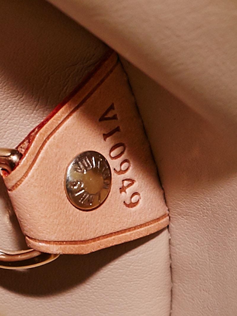 Louis Vuitton Louis Vuitton Beige Vernis Leather Bedford Handbag V196