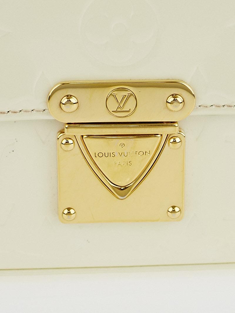 Buy Pre-owned & Brand new Luxury Louis Vuitton Monogram Vernis Malibu Street  Clutch Online