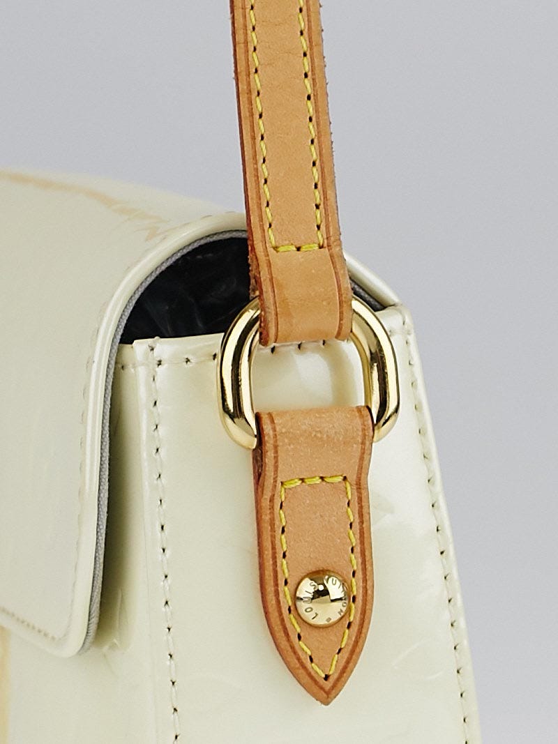 LOUIS VUITTON Monogram Vernis Minna Street Shoulder Bag Perle M91509 auth  29761 Patent leather ref.582550 - Joli Closet