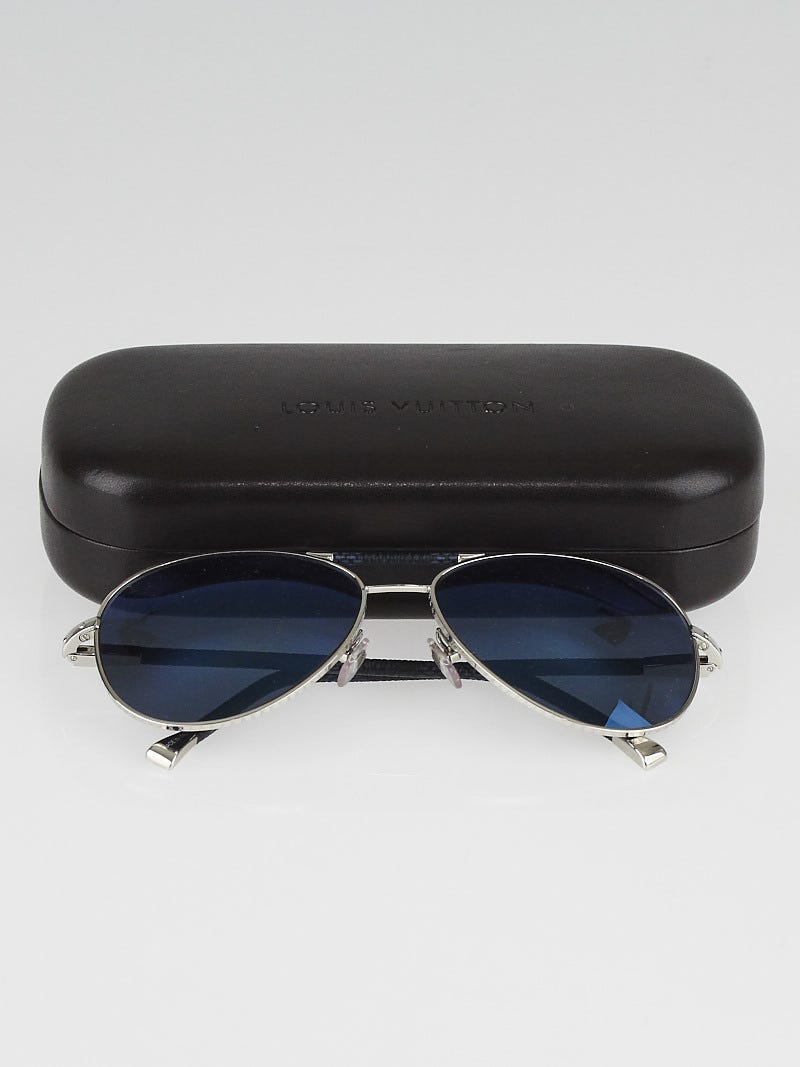 Silvertone Metal Pilot Aviator Sunglasses Z0659U DIOR EYEWEAR Dior90 A1U Aviator-Style Silver-Tone Sunglasses  main image 3