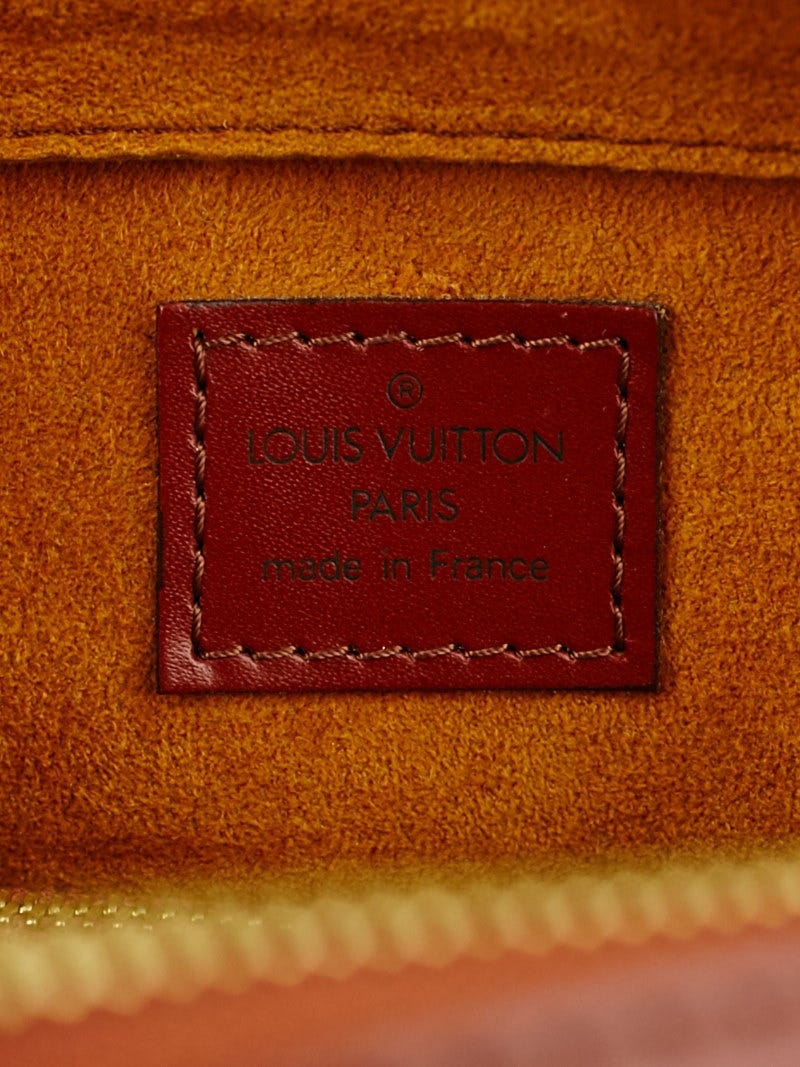 Lot 137 - Louis Vuitton Kenyan Fawn Epi Pont-Neuf PM