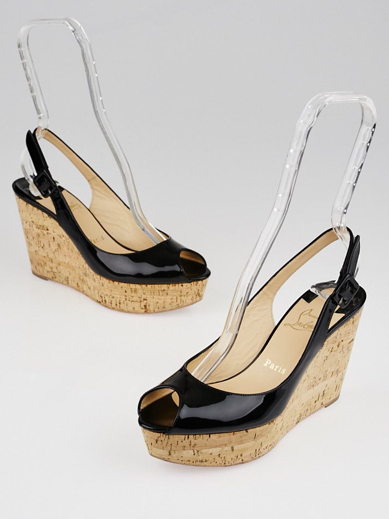 Christian louboutin hotsell une plume wedge