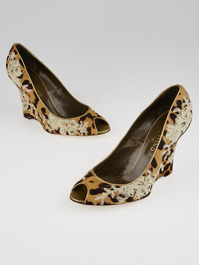 Leopard wedges hotsell closed toe